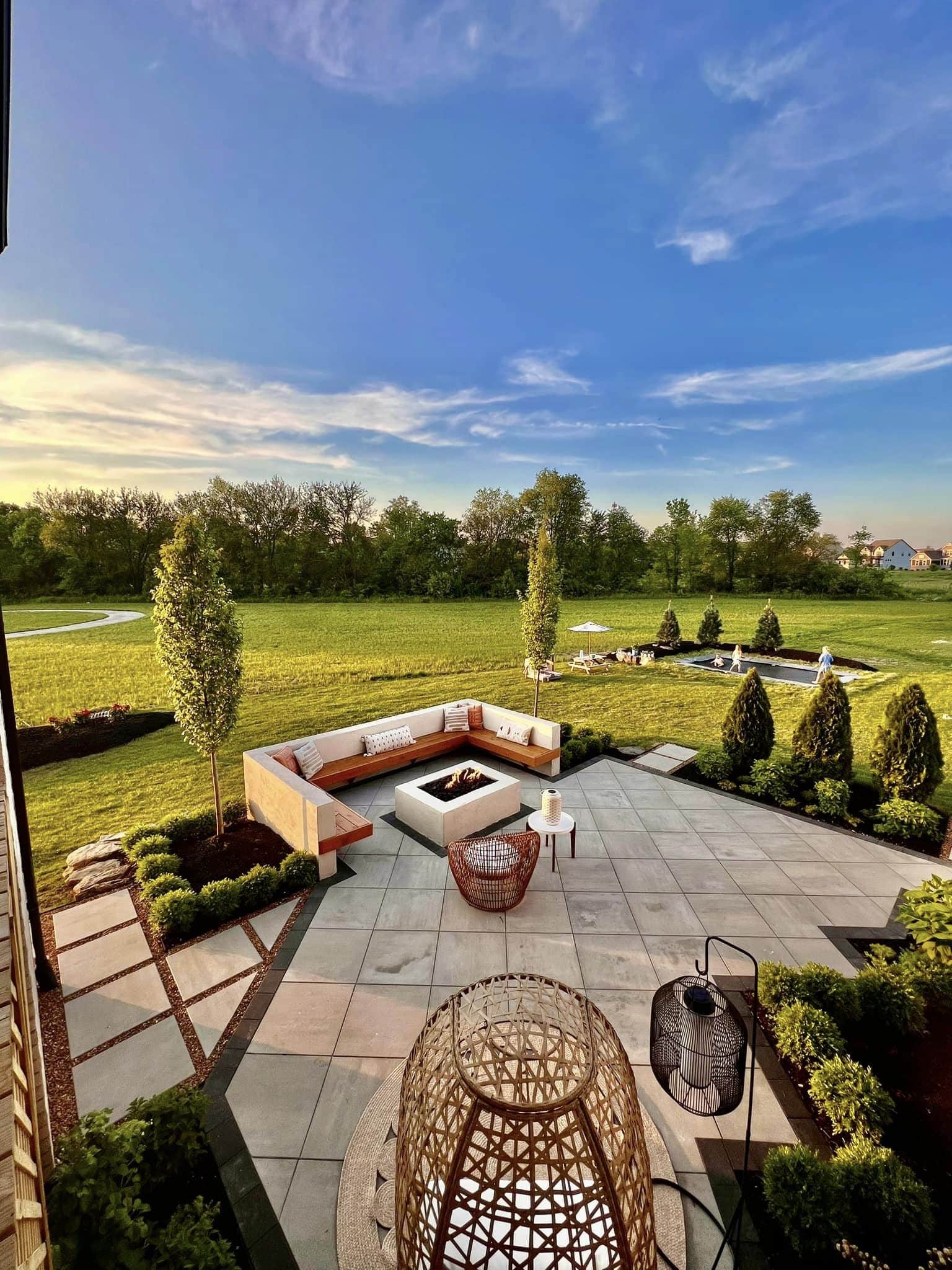 Westfield Contemporary Outdoor Living — exterior view